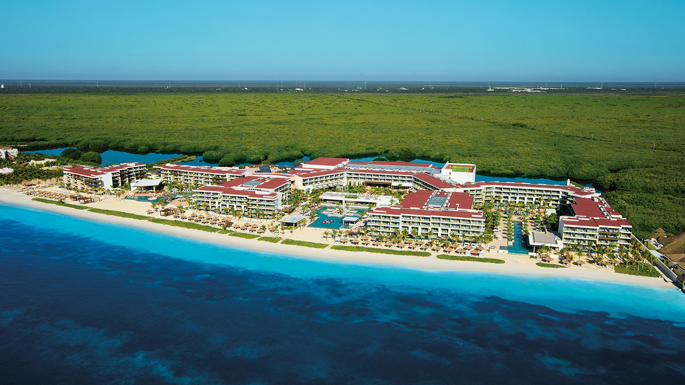 /resorts/breathless-riviera-cancun/gallery – Breathless Resorts by