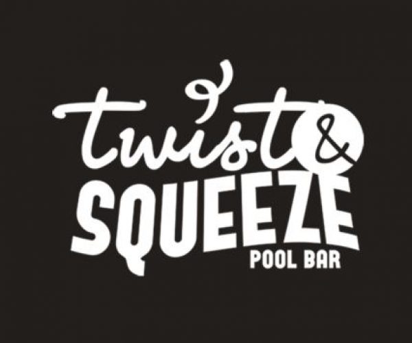 PC-drinks-Twist-&-Squeeze-Pool-Bar