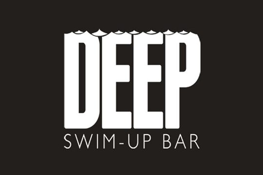 RC-drinks-swim-up-bar